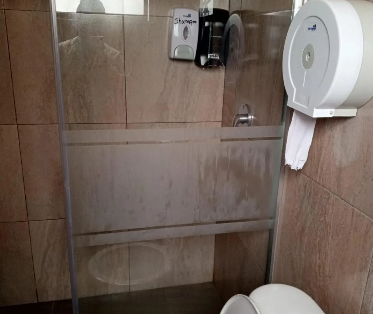 فندق Hostal Los Palcos كويتو